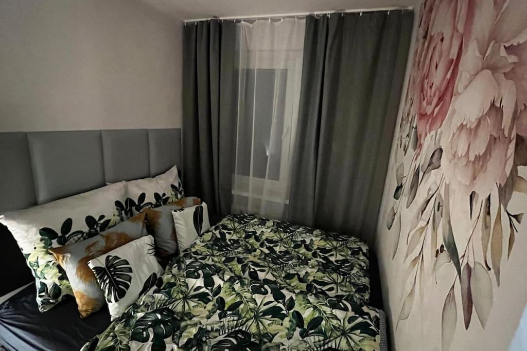 Gajowa Apartament Chorzow Luaran gambar